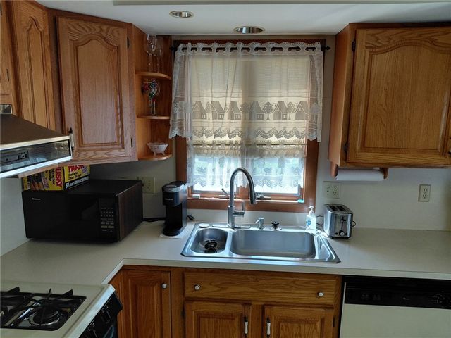 48 Jenks Street, East Providence, RI 02914