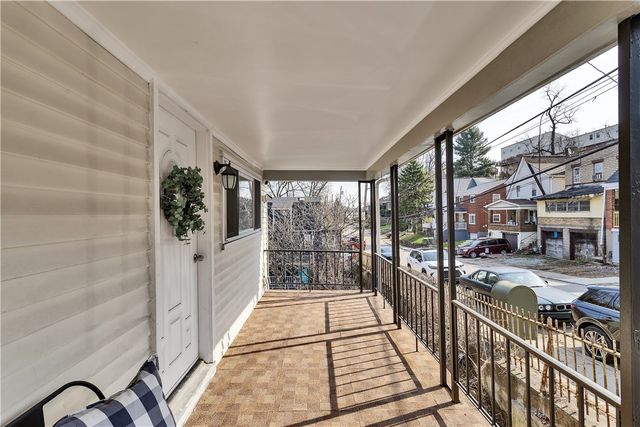 857 Flemington St, Greenfield, PA 15217