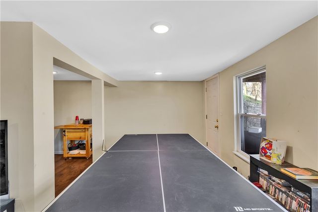 857 Flemington St, Greenfield, PA 15217