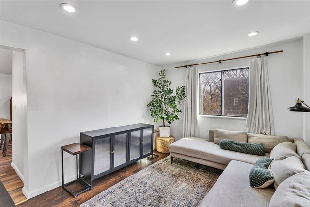 857 Flemington St, Greenfield, PA 15217