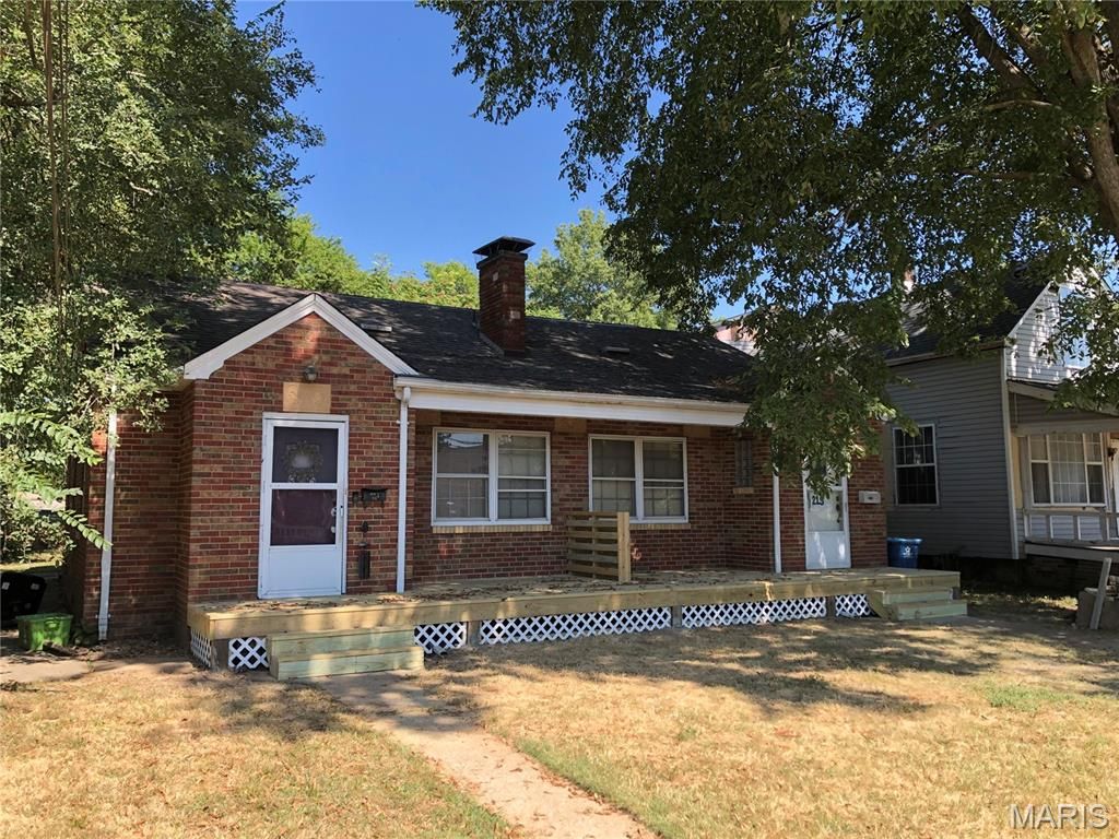 213 Brackett Street, Swansea, IL 62226