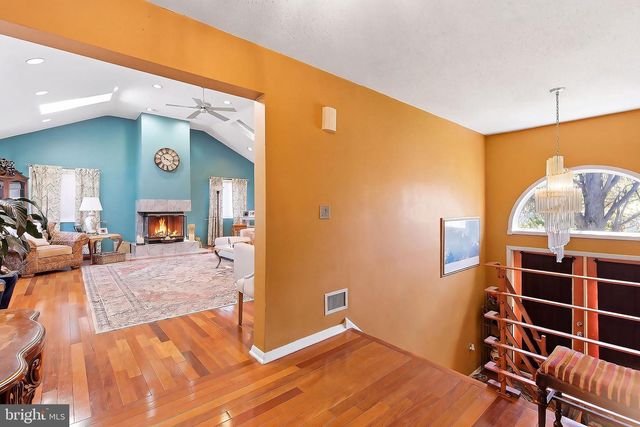 801 HUGHES DR, Hamilton, NJ 08690