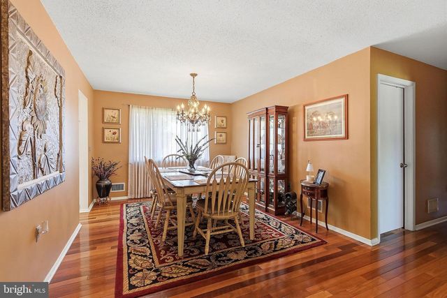 801 HUGHES DR, Hamilton, NJ 08690