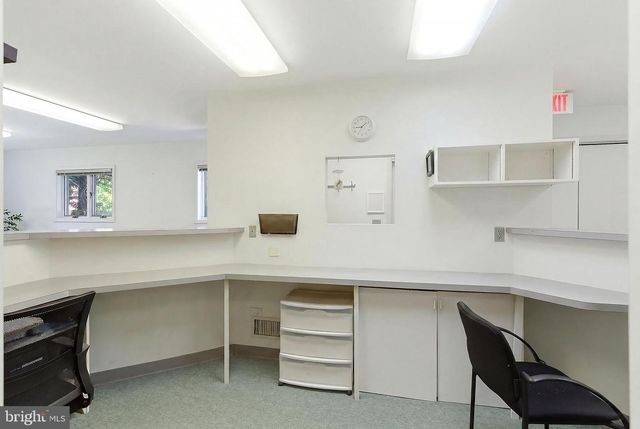 801 HUGHES DR, Hamilton, NJ 08690