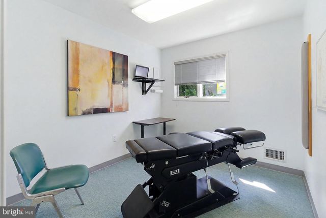 801 HUGHES DR, Hamilton, NJ 08690