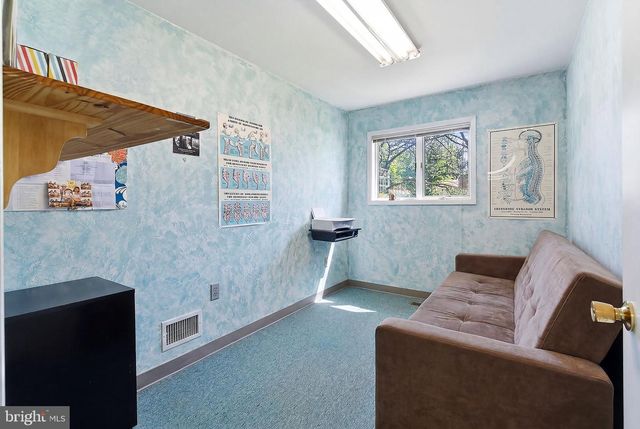 801 HUGHES DR, Hamilton, NJ 08690