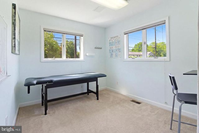 801 HUGHES DR, Hamilton, NJ 08690