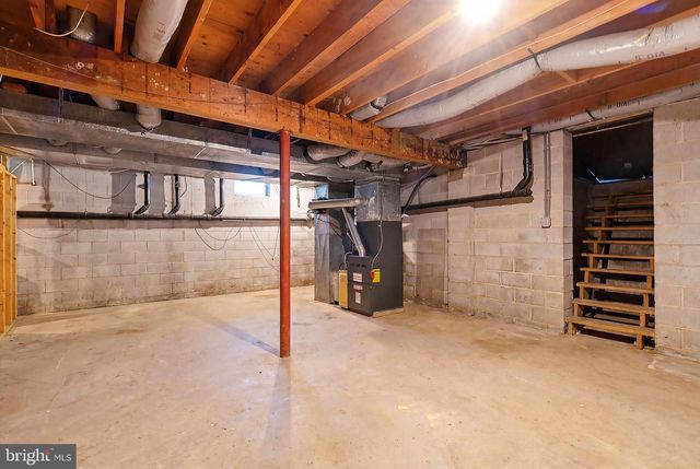801 HUGHES DR, Hamilton, NJ 08690