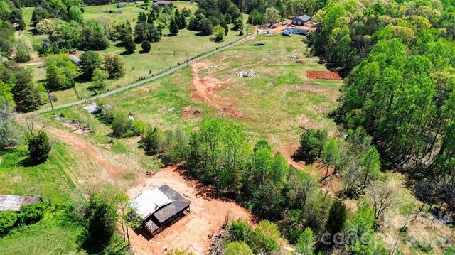 221 Cullen Lane, Statesville, NC 28625