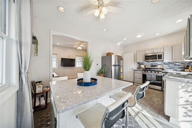 1627 Creedmoor Ave, Brookline, PA 15226