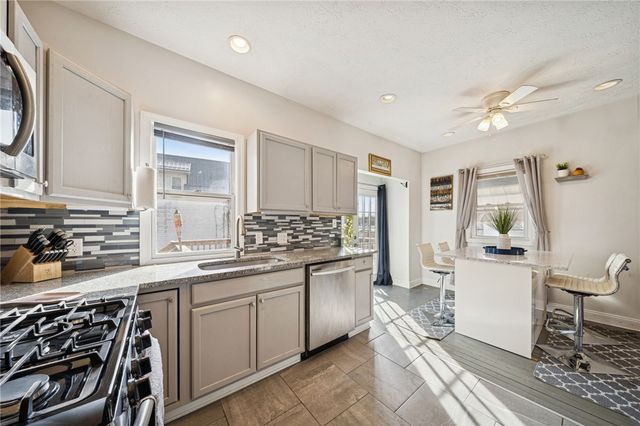 1627 Creedmoor Ave, Brookline, PA 15226