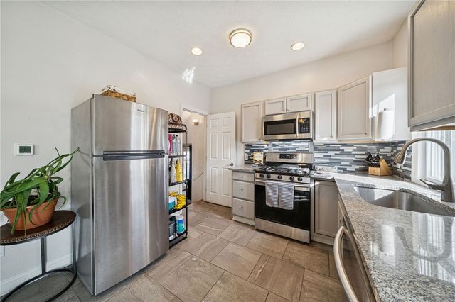 1627 Creedmoor Ave, Brookline, PA 15226