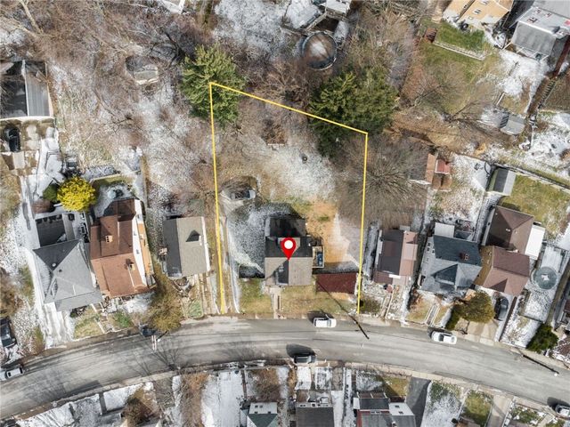 1627 Creedmoor Ave, Brookline, PA 15226