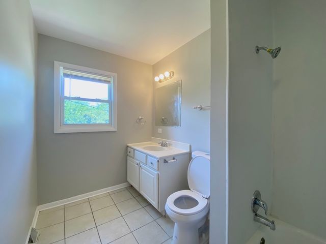 634 Lexington Drive, Chicago Heights, IL 60411