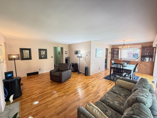 4719 Morningside Drive, Bay City, MI 48706
