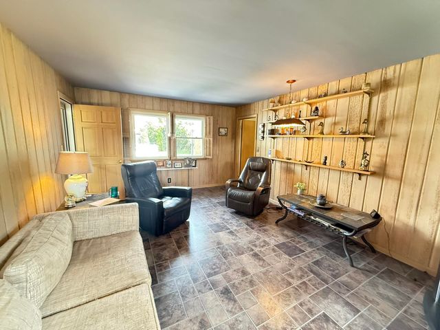 4719 Morningside Drive, Bay City, MI 48706