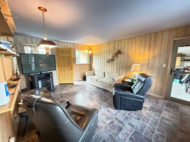 4719 Morningside Drive, Bay City, MI 48706