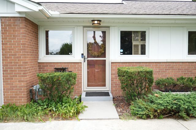 4719 Morningside Drive, Bay City, MI 48706