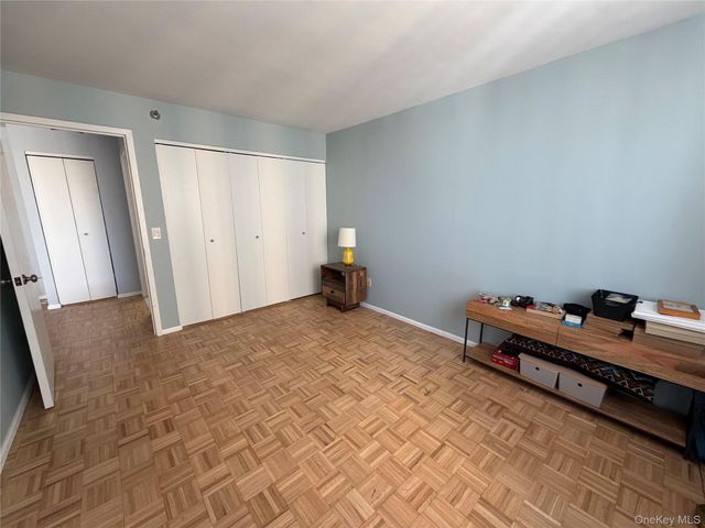 4-74 48th Avenue 17F, Long Island City, NY 11109