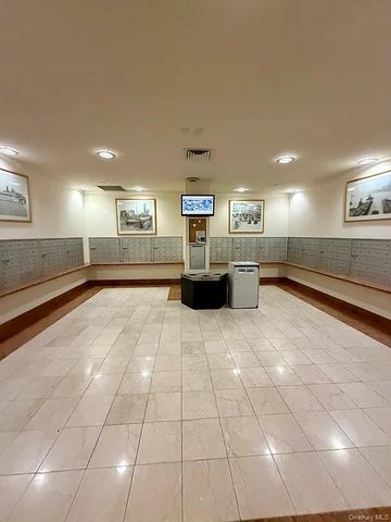 4-74 48th Avenue 17F, Long Island City, NY 11109