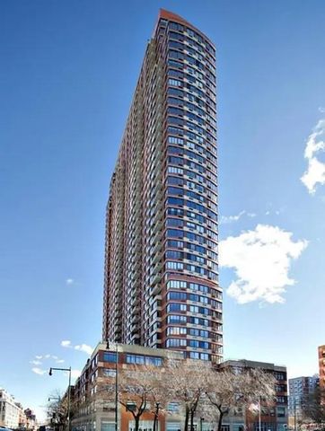 4-74 48th Avenue 17F, Long Island City, NY 11109