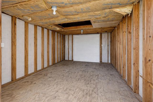 1124 Faggards Road, Gilchrist, TX 77617