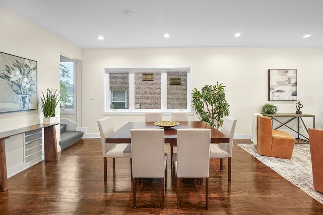 2541 N 76th Avenue, Elmwood Park, IL 60707