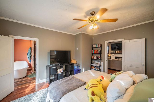 815 N 22nd St, Paducah, KY 42001