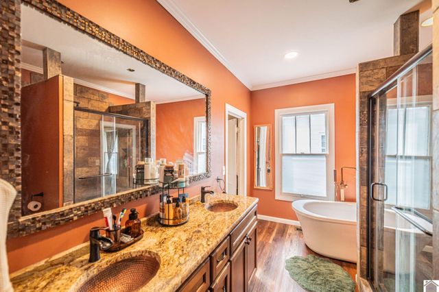 815 N 22nd St, Paducah, KY 42001