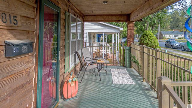 815 N 22nd St, Paducah, KY 42001