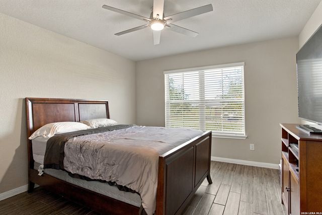 155 ARCHED OAK LOOP, Floresville, TX 78114