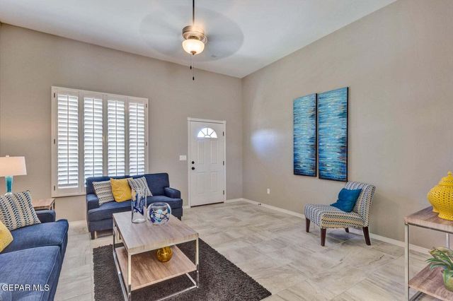 13809 Margaret Ponce Avenue, Horizon City, TX 79928