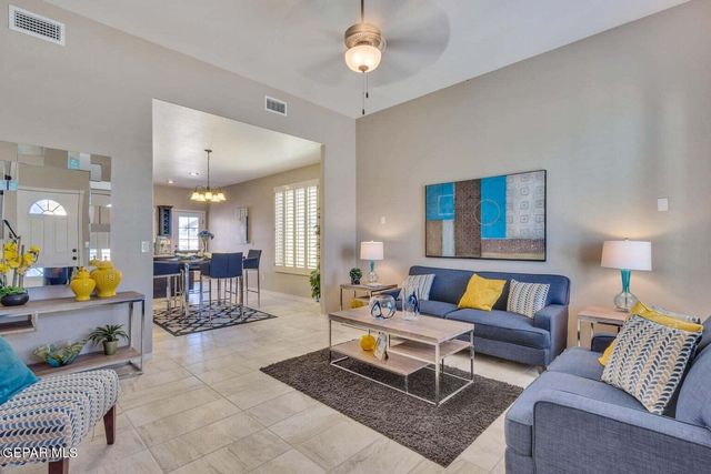 13809 Margaret Ponce Avenue, Horizon City, TX 79928