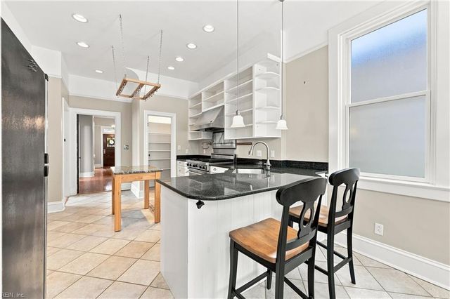 535 Hampton PL, Portsmouth, VA 23704