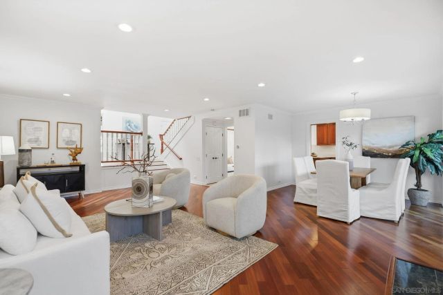2055 Caminito San Nicholas, La Jolla, CA 92037