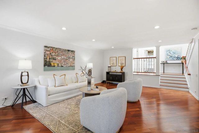 2055 Caminito San Nicholas, La Jolla, CA 92037