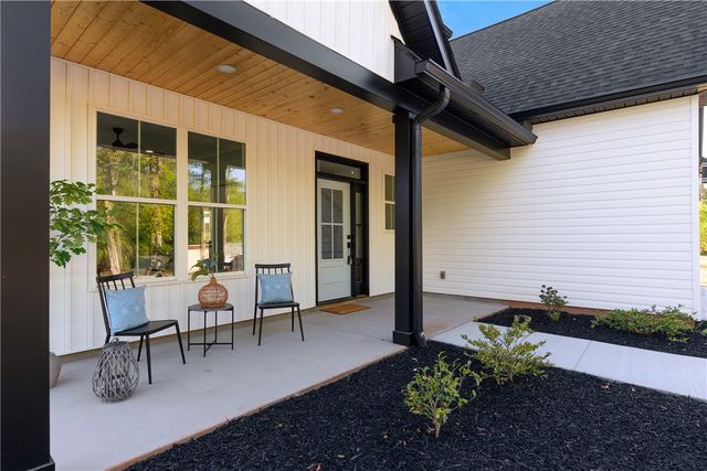 110 Reidville Road, Williamston, SC 29697