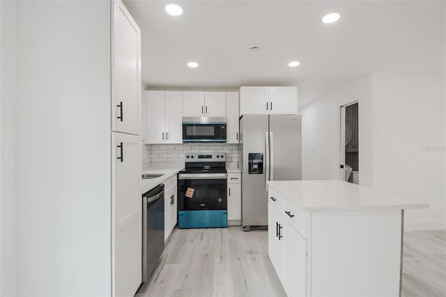 3307 MAHALIA PLACE, Orlando, FL 32805