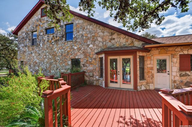 13415 SLEEPY OAKS LN, San Antonio, TX 78253