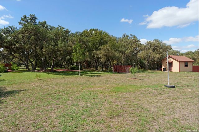13415 SLEEPY OAKS LN, San Antonio, TX 78253