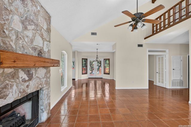 13415 SLEEPY OAKS LN, San Antonio, TX 78253