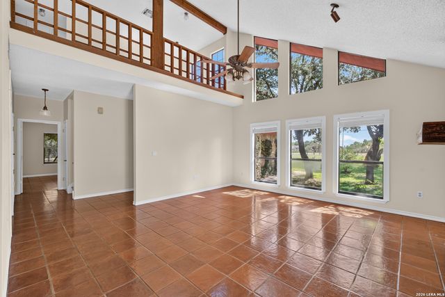 13415 SLEEPY OAKS LN, San Antonio, TX 78253