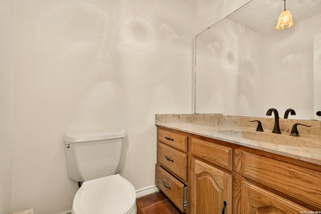 13415 SLEEPY OAKS LN, San Antonio, TX 78253