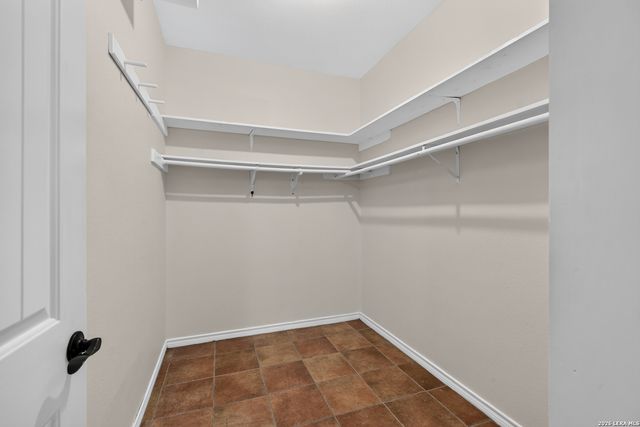 13415 SLEEPY OAKS LN, San Antonio, TX 78253