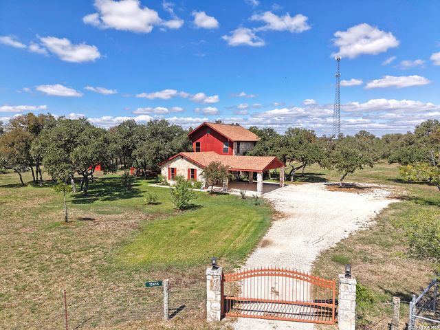 13415 SLEEPY OAKS LN, San Antonio, TX 78253