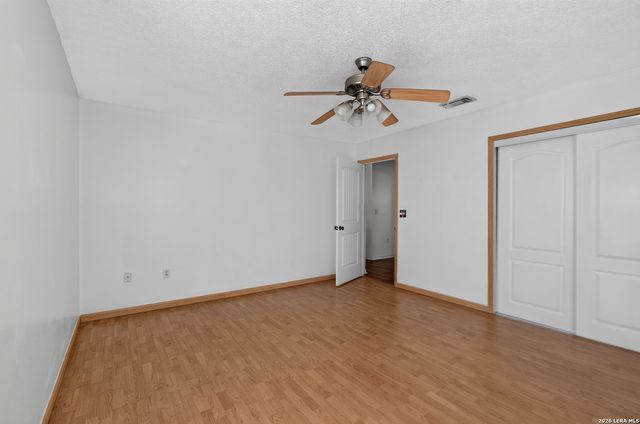 13415 SLEEPY OAKS LN, San Antonio, TX 78253