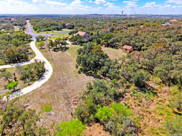 13415 SLEEPY OAKS LN, San Antonio, TX 78253