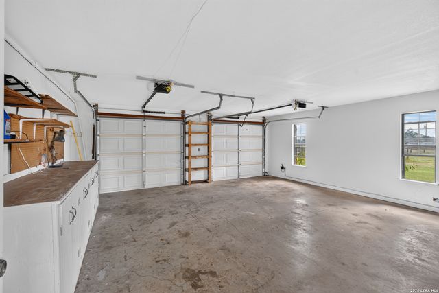 13415 SLEEPY OAKS LN, San Antonio, TX 78253
