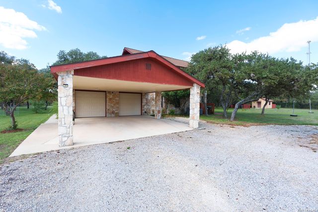 13415 SLEEPY OAKS LN, San Antonio, TX 78253