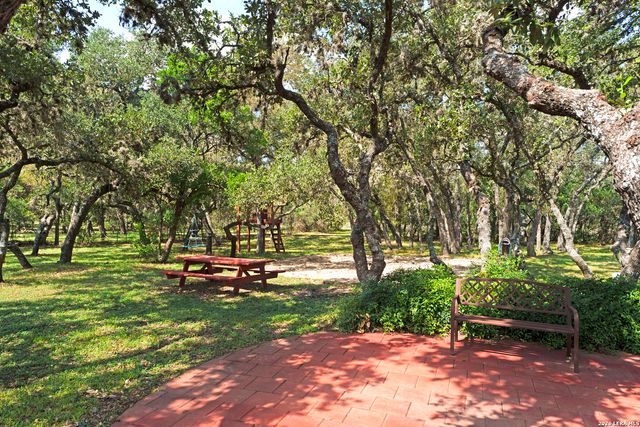 13415 SLEEPY OAKS LN, San Antonio, TX 78253
